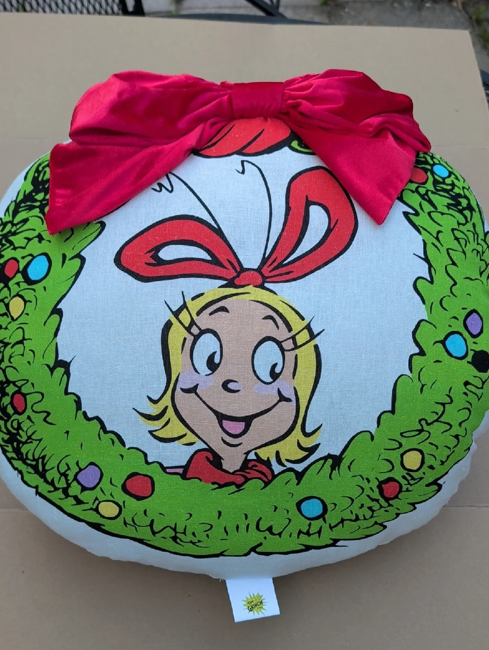 The Grinch Cindy Lou Who Holiday Wreath Cartoon Bow Accent Pillow Classic Unique